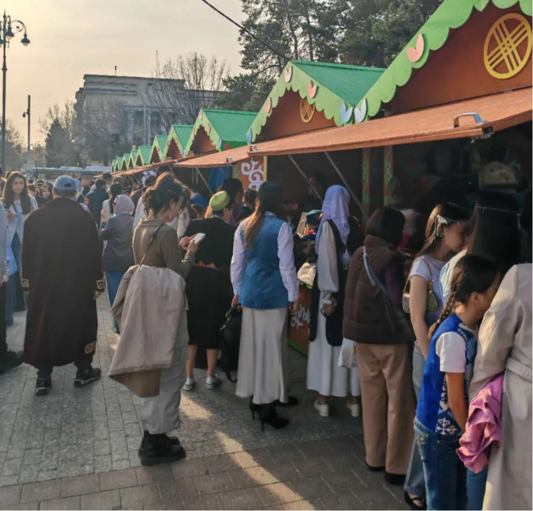 哈萨克斯坦中亚跳板：地缘与市场